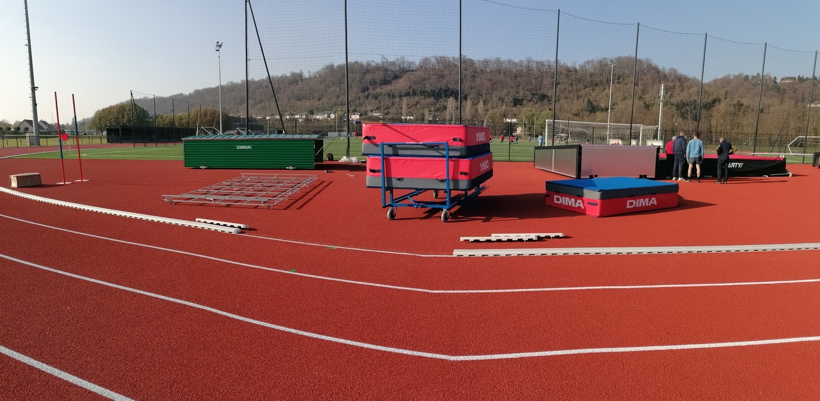 Opération bricolage au nouveau stade